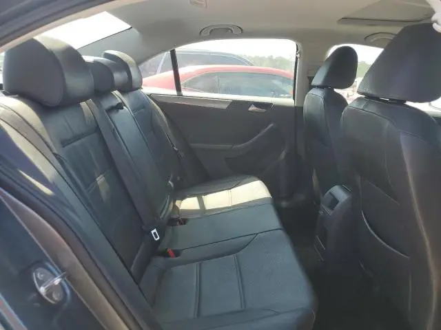2018 VOLKSWAGEN JETTA SE