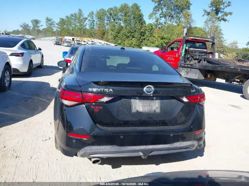 2023 NISSAN SENTRA SR XTRONIC CVT