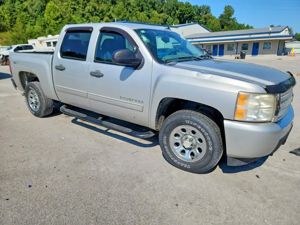 2011 CHEVROLET SILVERADO K1500 LS  