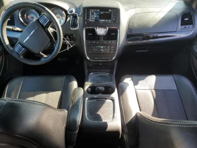 2016 CHRYSLER TOWN & COUNTRY S  