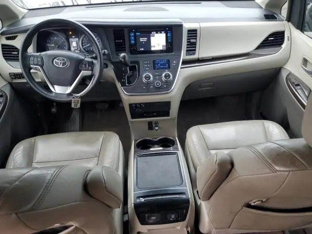 2015 TOYOTA SIENNA XLE  