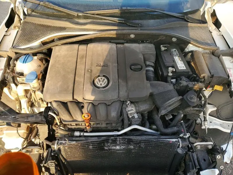 2012 VOLKSWAGEN PASSAT SE  