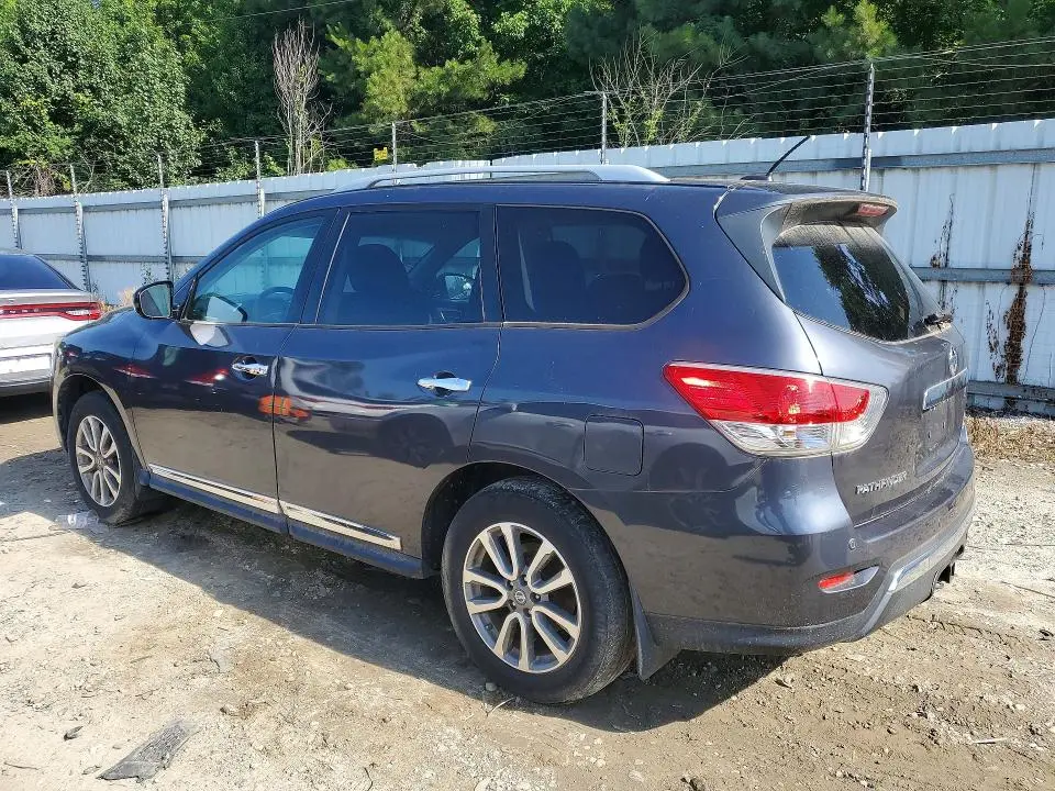 2013 NISSAN PATHFINDER S  