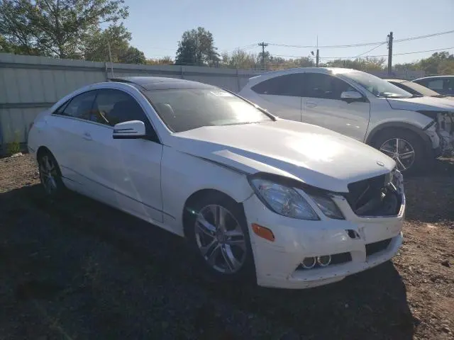 2011 MERCEDES-BENZ E 350  
