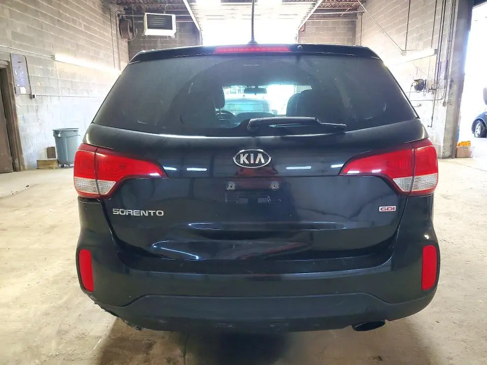 2014 KIA SORENTO LX  