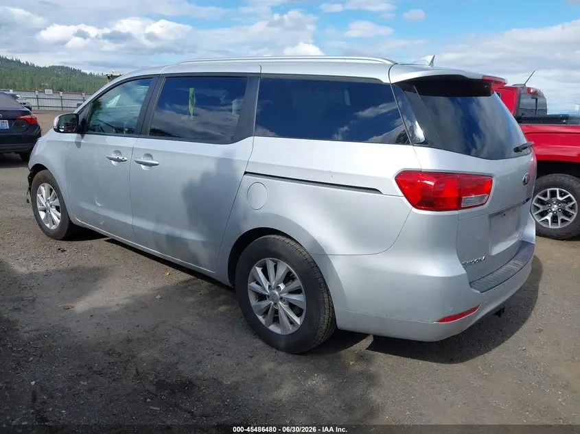 2018 KIA SEDONA LX