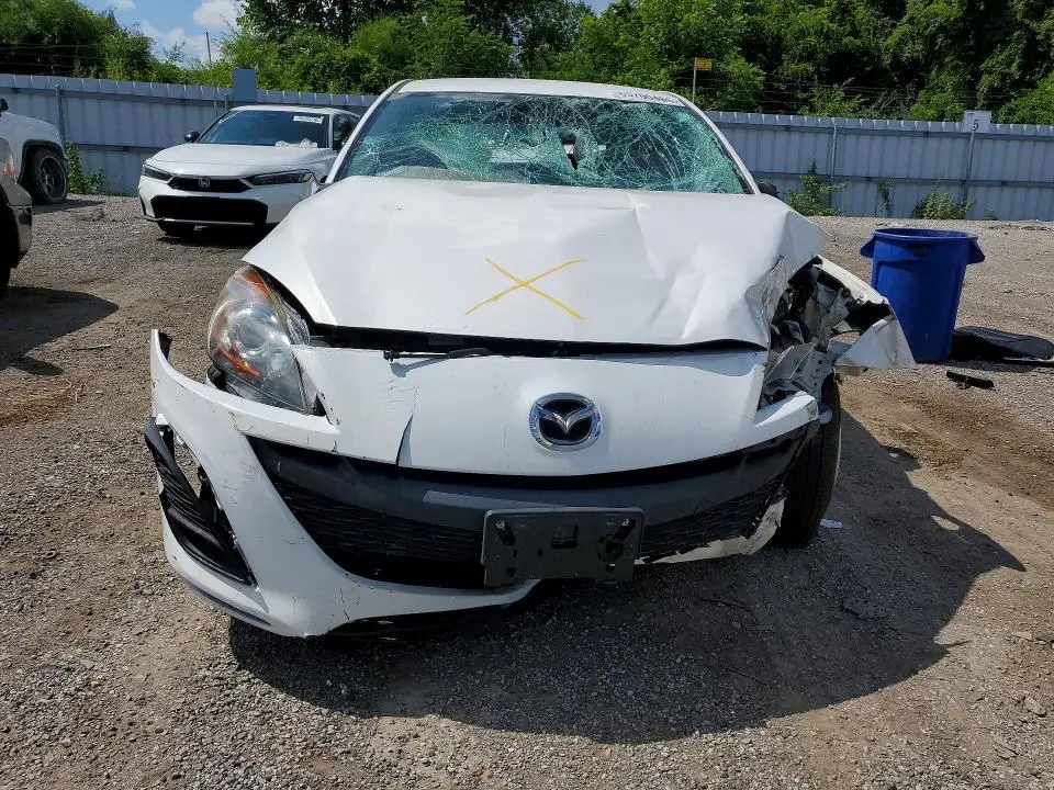 2010 MAZDA 3 I  
