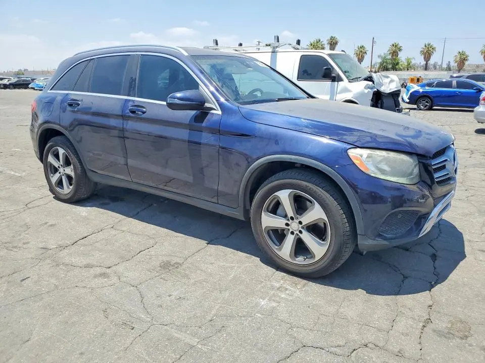 2016 MERCEDES-BENZ GLC 300  