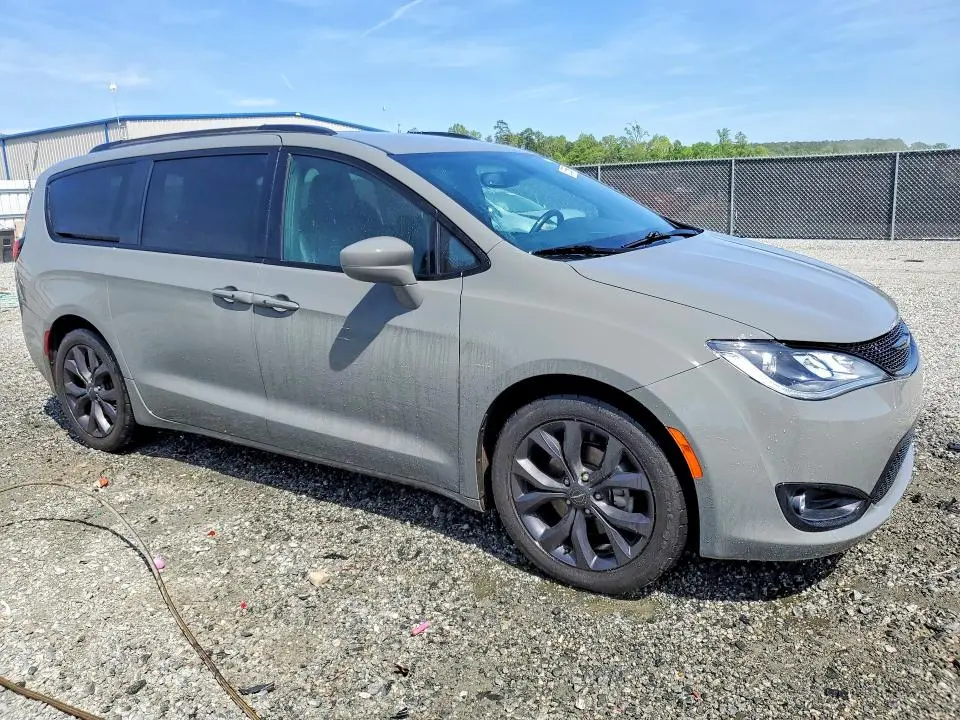 2020 CHRYSLER PACIFICA TOURING L PLUS  