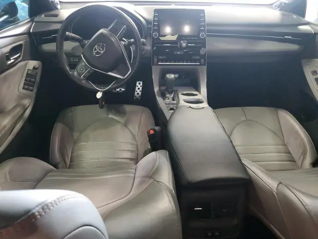 2019 TOYOTA AVALON XLE  