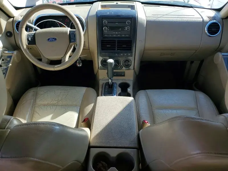 2010 FORD EXPLORER XLT  