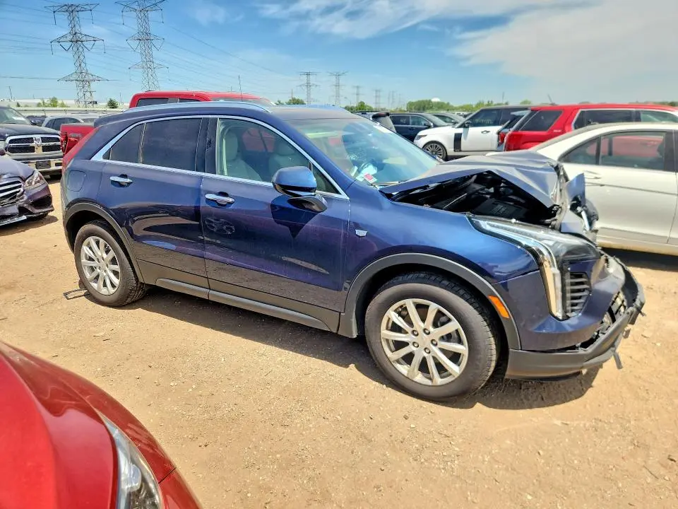 2019 CADILLAC XT4 LUXURY  