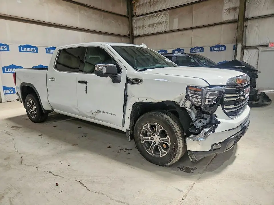 2026 GMC SIERRA C1500 SLT  