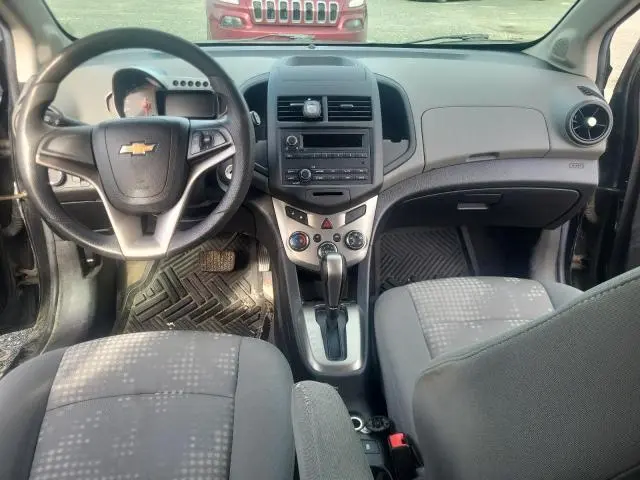 2013 CHEVROLET SONIC LS  