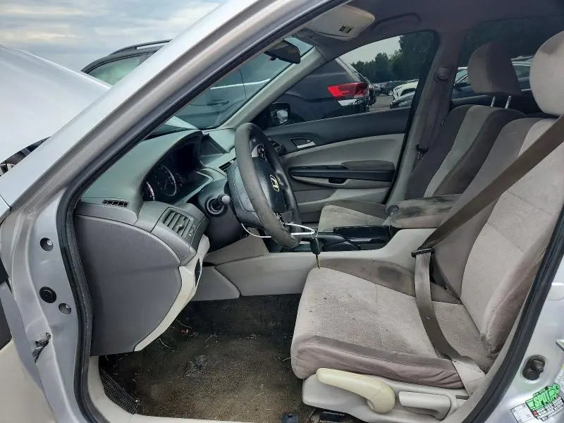 2010 HONDA ACCORD LX  