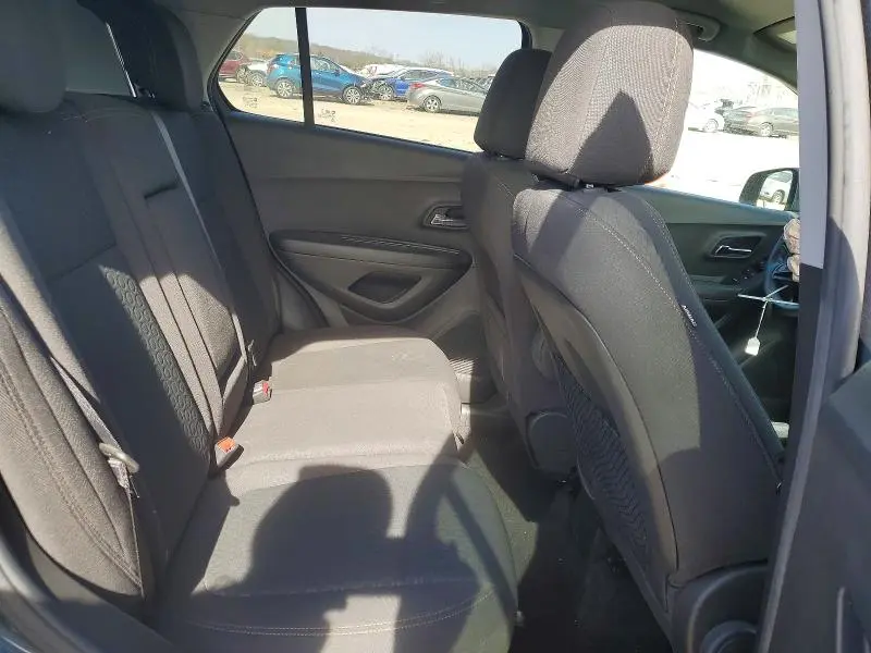 2021 CHEVROLET TRAX LS  