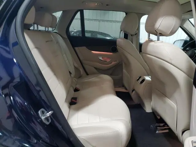 2022 MERCEDES-BENZ GLC 300 4MATIC  