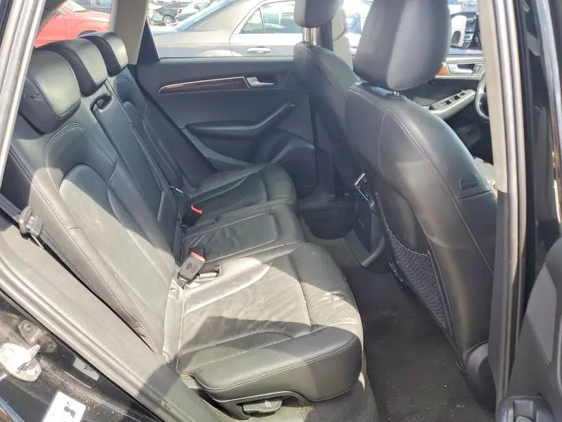 2010 AUDI Q5 PREMIUM PLUS  