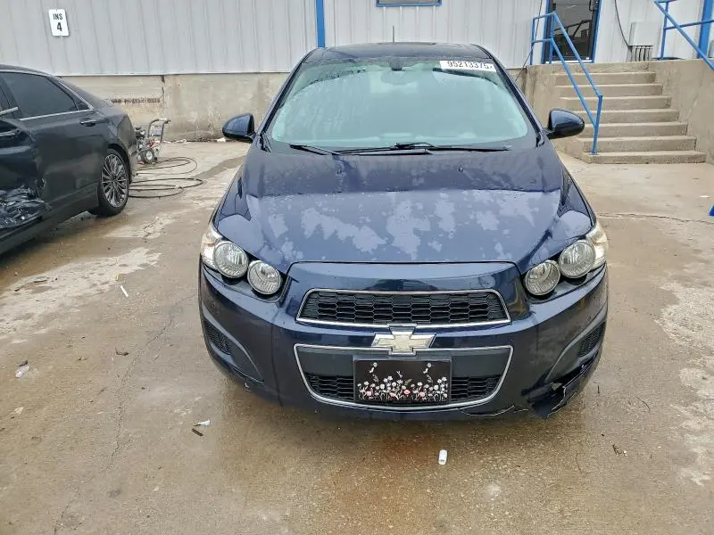 2016 CHEVROLET SONIC LT  