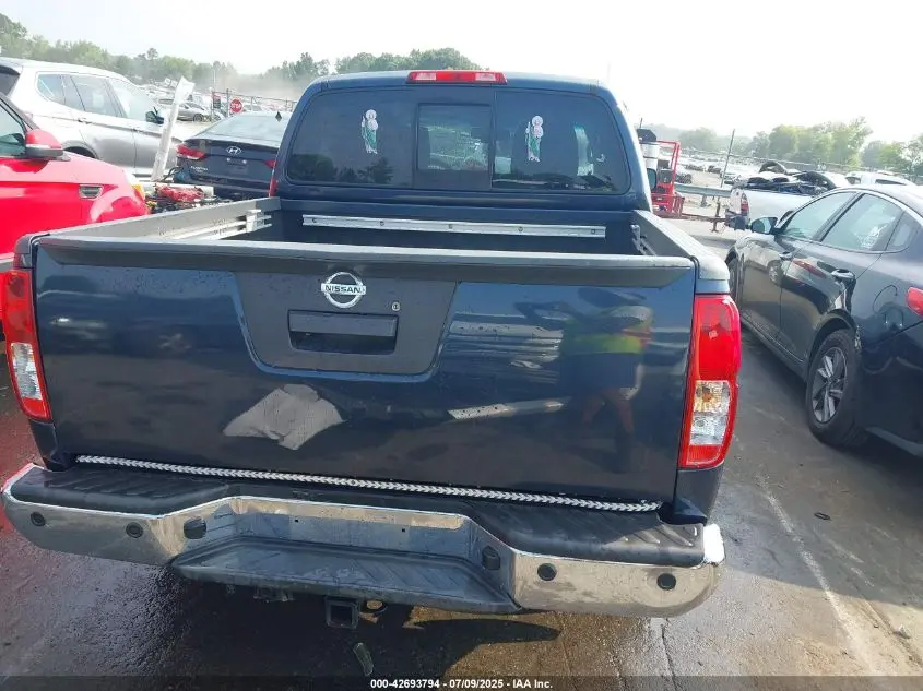 2016 NISSAN FRONTIER SV