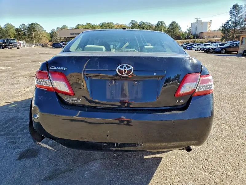 2011 TOYOTA CAMRY BASE  