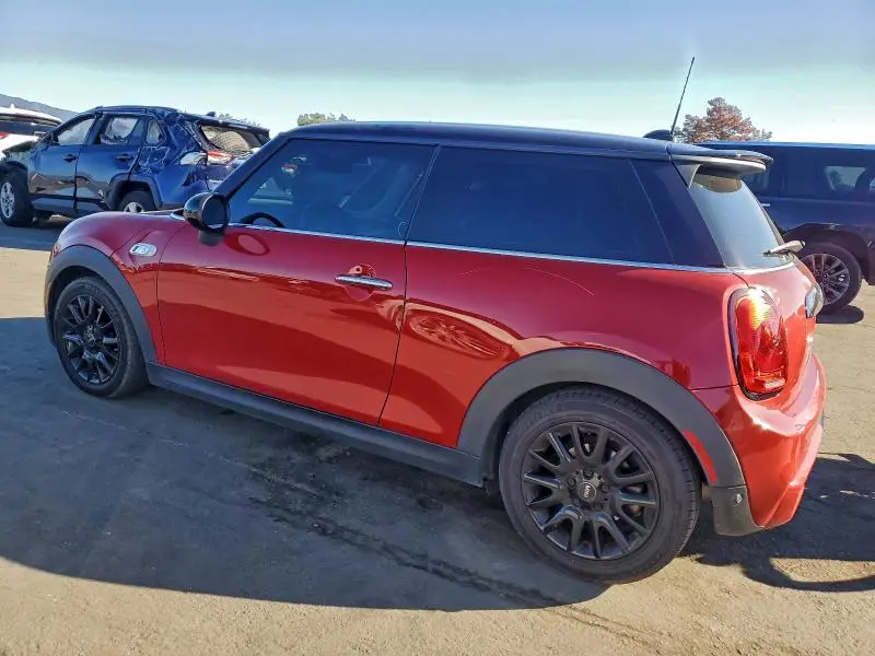 2015 MINI COOPER S  