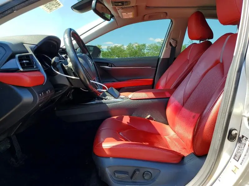2019 TOYOTA CAMRY XSE  