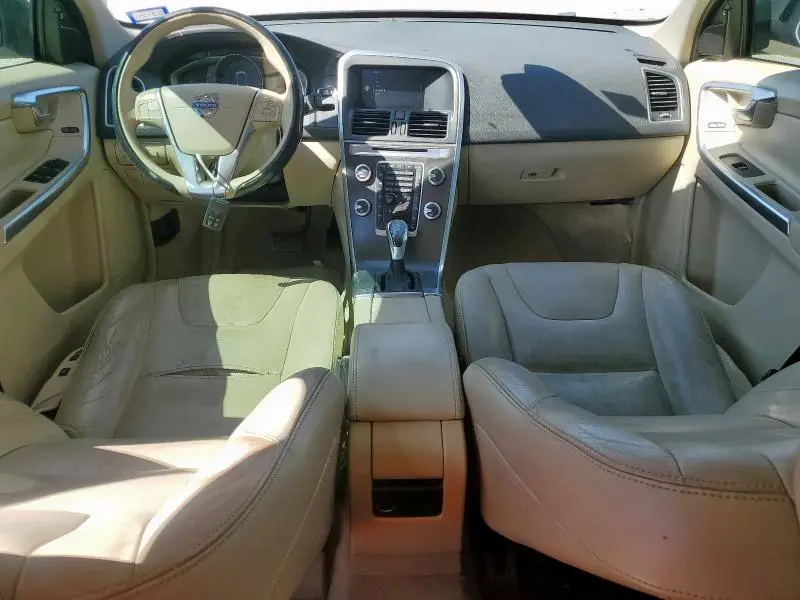 2015 VOLVO XC60 T5 PREMIER  