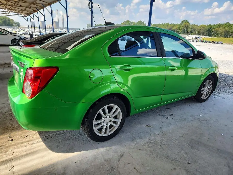 2016 CHEVROLET SONIC LT  
