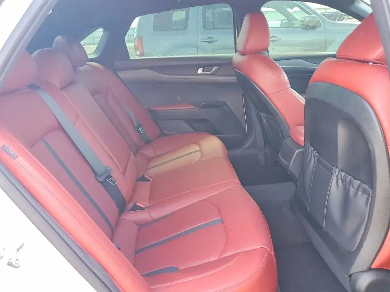 2023 KIA K5 GT LINE  