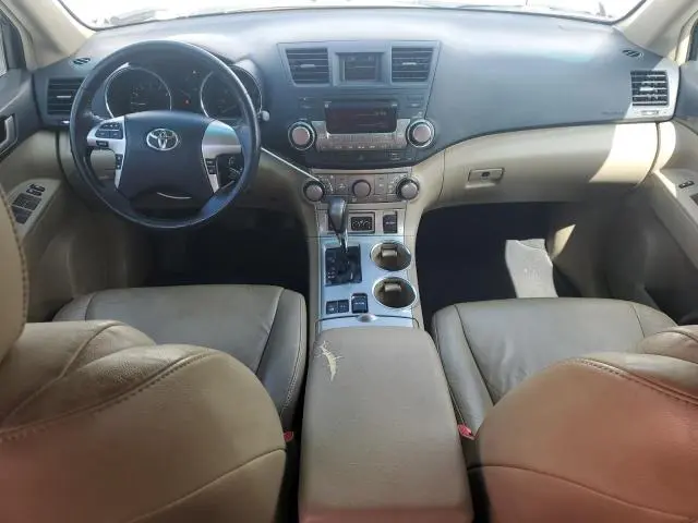 2011 TOYOTA HIGHLANDER BASE  