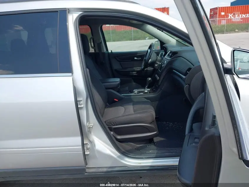 2016 CHEVROLET TRAVERSE LT