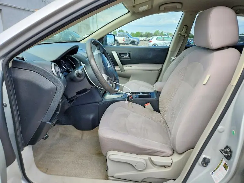 2012 NISSAN ROGUE S  