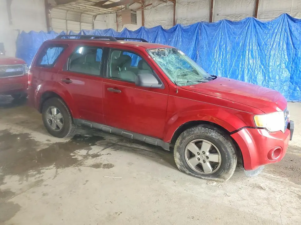 2010 FORD ESCAPE XLS  