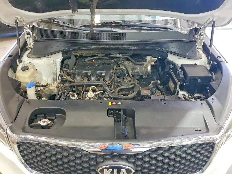 2016 KIA SORENTO LX V6  