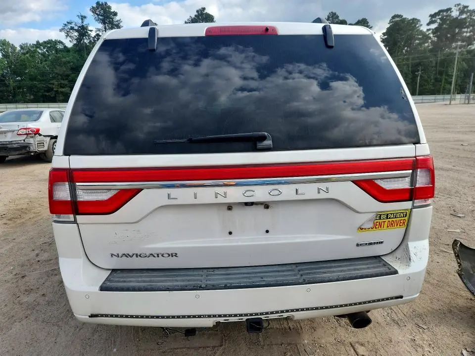 2015 LINCOLN NAVIGATOR   