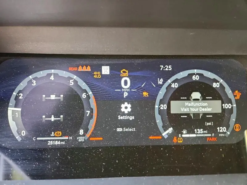 2025 TOYOTA TACOMA TRD SPORT  