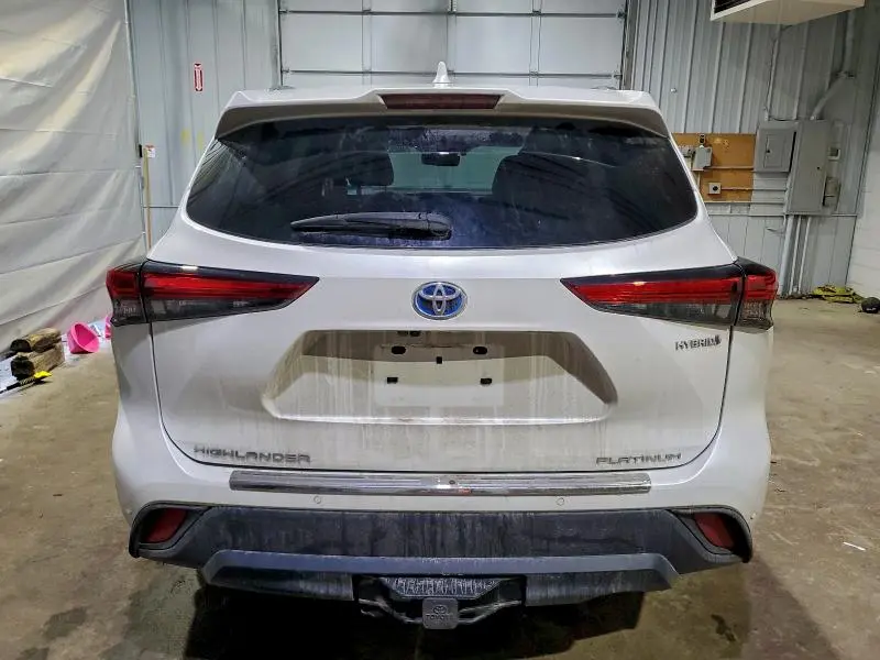 2020 TOYOTA HIGHLANDER HYBRID PLATINUM  