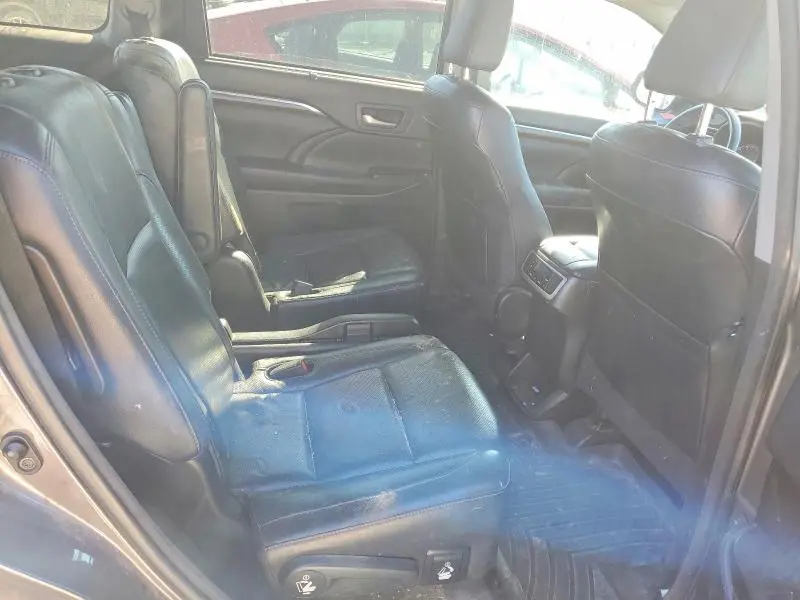 2016 TOYOTA HIGHLANDER LIMITED  