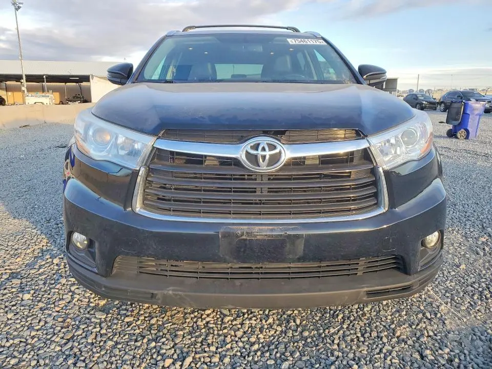 2016 TOYOTA HIGHLANDER XLE  