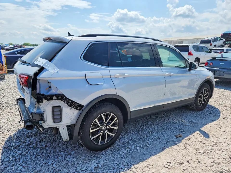 2018 VOLKSWAGEN TIGUAN SE  