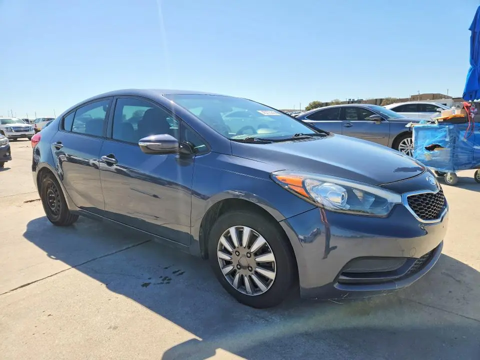 2016 KIA FORTE LX  