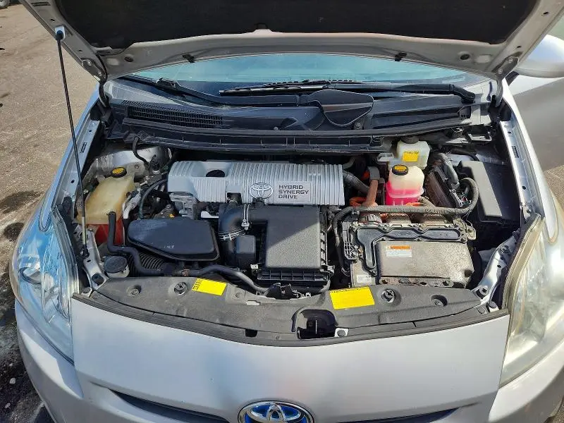 2011 TOYOTA PRIUS THREE  