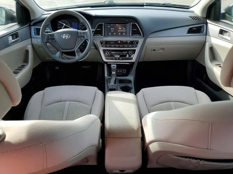 2017 HYUNDAI SONATA SE  
