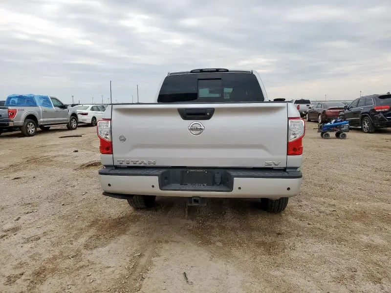 2020 NISSAN TITAN SV  