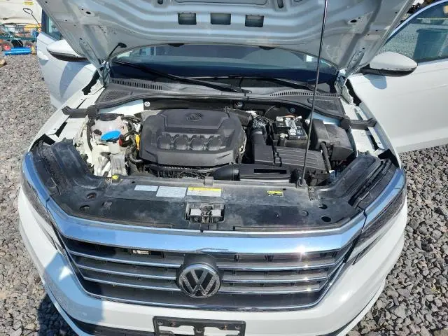 2020 VOLKSWAGEN PASSAT SE  