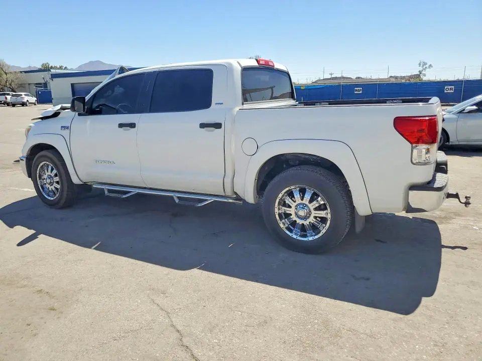 2011 TOYOTA TUNDRA GRADE  