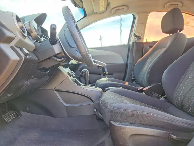 2013 CHEVROLET SONIC LT  