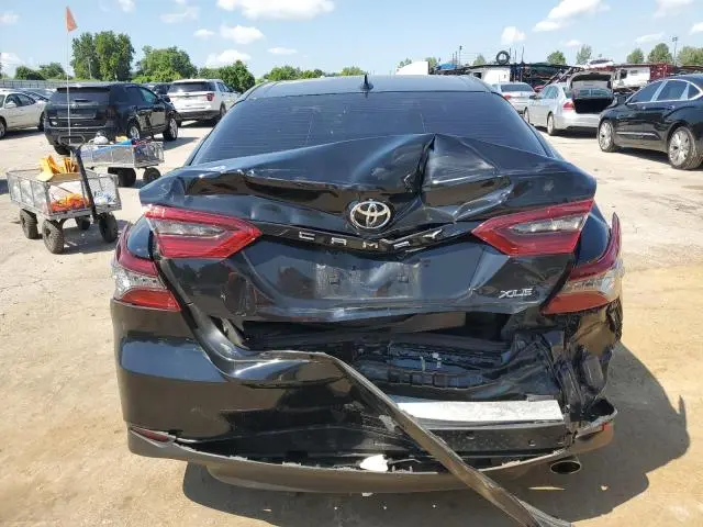 2024 TOYOTA CAMRY XLE  