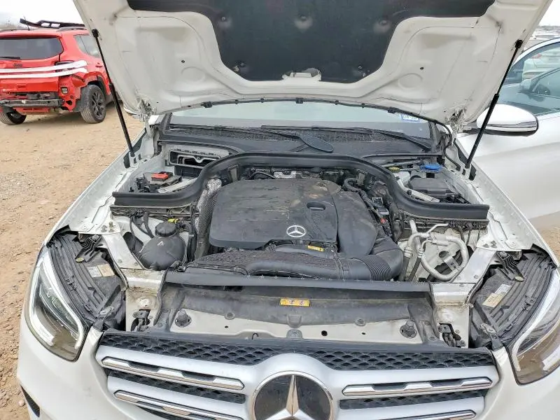 2020 MERCEDES-BENZ GLC 300  